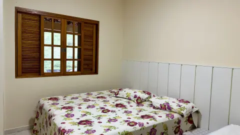 Chácara com cachoeira