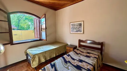 Casa à vendo no centro - conforto, praticidade e excelente localização!