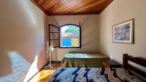 Casa à vendo no centro - conforto, praticidade e excelente localização!