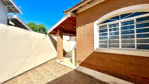 Casa à vendo no centro - conforto, praticidade e excelente localização!