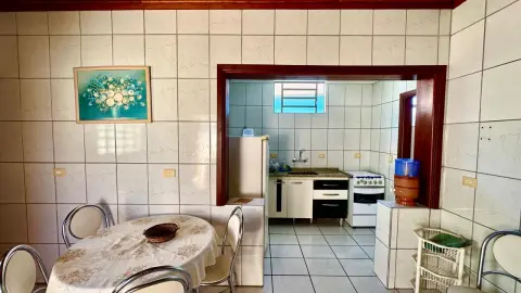 Casa à vendo no centro - conforto, praticidade e excelente localização!
