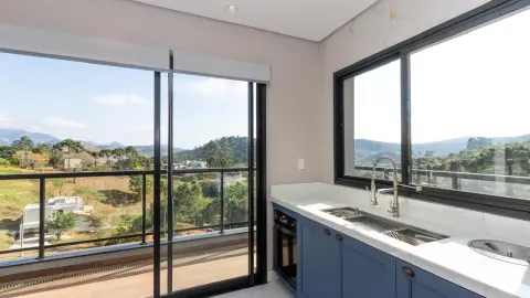 Residência de Alto Padrão em Condomínio Exclusivo – Santo Antônio do Pinhal