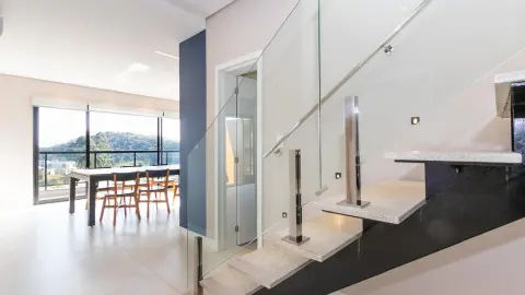 Residência de Alto Padrão em Condomínio Exclusivo – Santo Antônio do Pinhal
