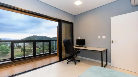 Residência de Alto Padrão em Condomínio Exclusivo – Santo Antônio do Pinhal