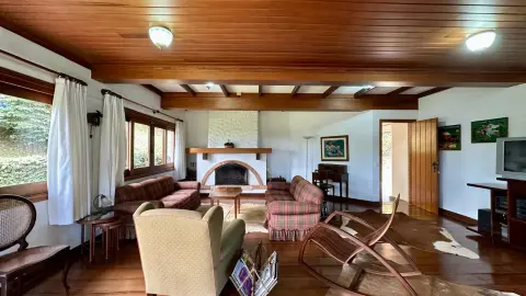 Casa 3 dormitórios