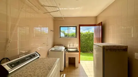 Casa 3 dormitórios