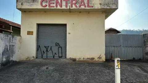 Casa e Ponto Comercial
