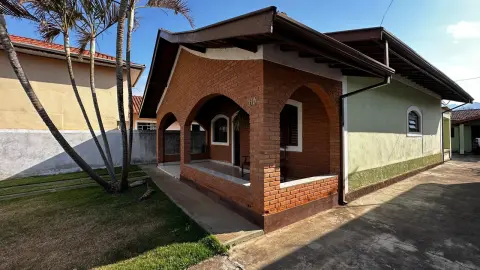 Casa e Ponto Comercial