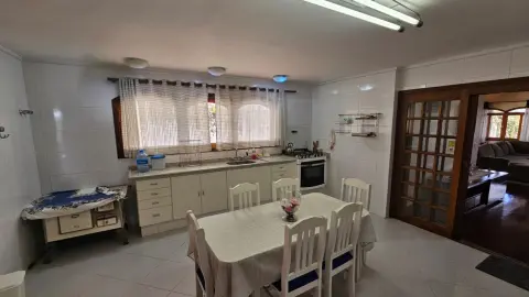 Casa à venda - Vila Porã
