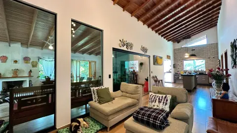 Chácara à venda – Conforto, natureza e privacidade em um só lugar
