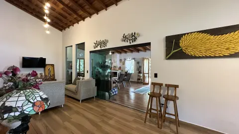 Chácara à venda – Conforto, natureza e privacidade em um só lugar