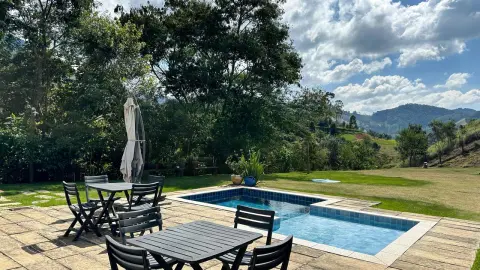 Chácara à venda – Conforto, natureza e privacidade em um só lugar