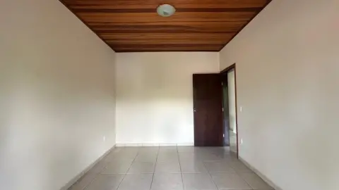 Sobrado à venda no Centro de São Bento do Sapucaí