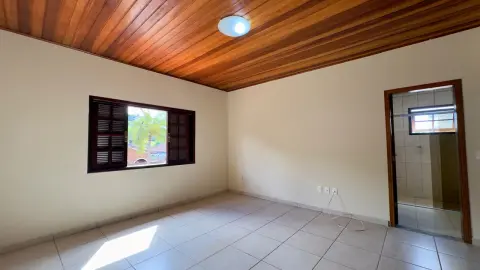 Sobrado à venda no Centro de São Bento do Sapucaí