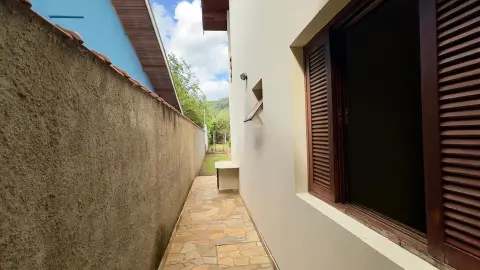 Sobrado à venda no Centro de São Bento do Sapucaí