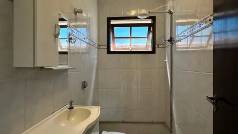 Sobrado à venda no Centro de São Bento do Sapucaí