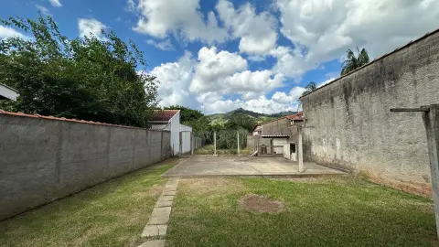Sobrado à venda no Centro de São Bento do Sapucaí