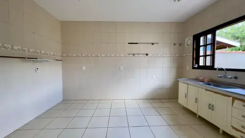 Sobrado à venda no Centro de São Bento do Sapucaí