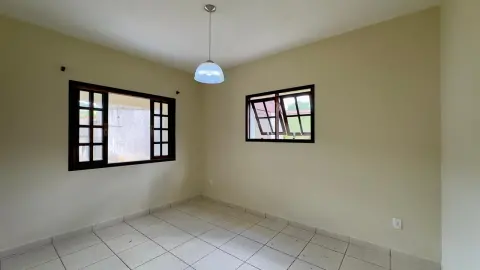 Sobrado à venda no Centro de São Bento do Sapucaí