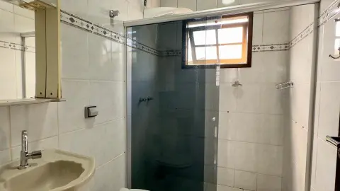 Sobrado à venda no Centro de São Bento do Sapucaí