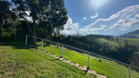 Chácara à Venda em Gonçalves – Vista privilegiada para a Pedra do Baú
