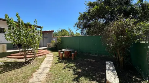 Casa à venda com piscina