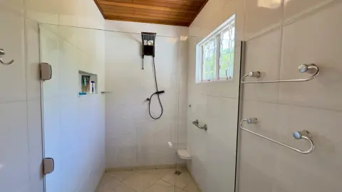 Casa à venda com piscina