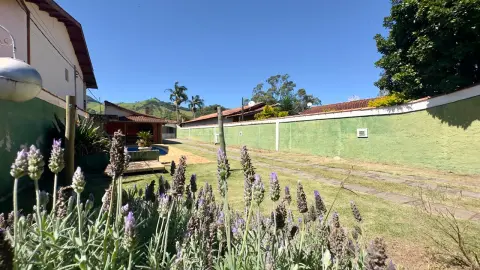 Casa à venda com piscina