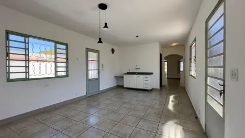 Casa à venda com piscina