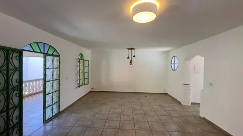 Casa à venda com piscina