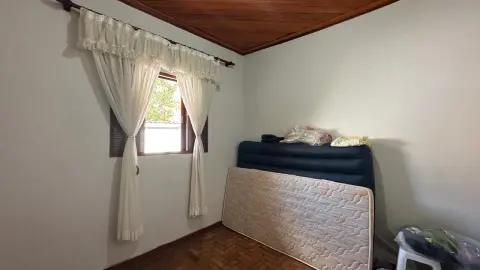 Casa à venda no Centro de São Bento do Sapucaí
