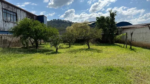 Casa à venda no Centro de São Bento do Sapucaí