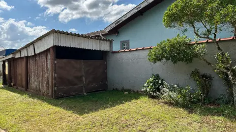 Casa à venda no Centro de São Bento do Sapucaí