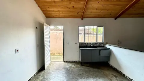 Casa à venda em São Bento do Sapucai