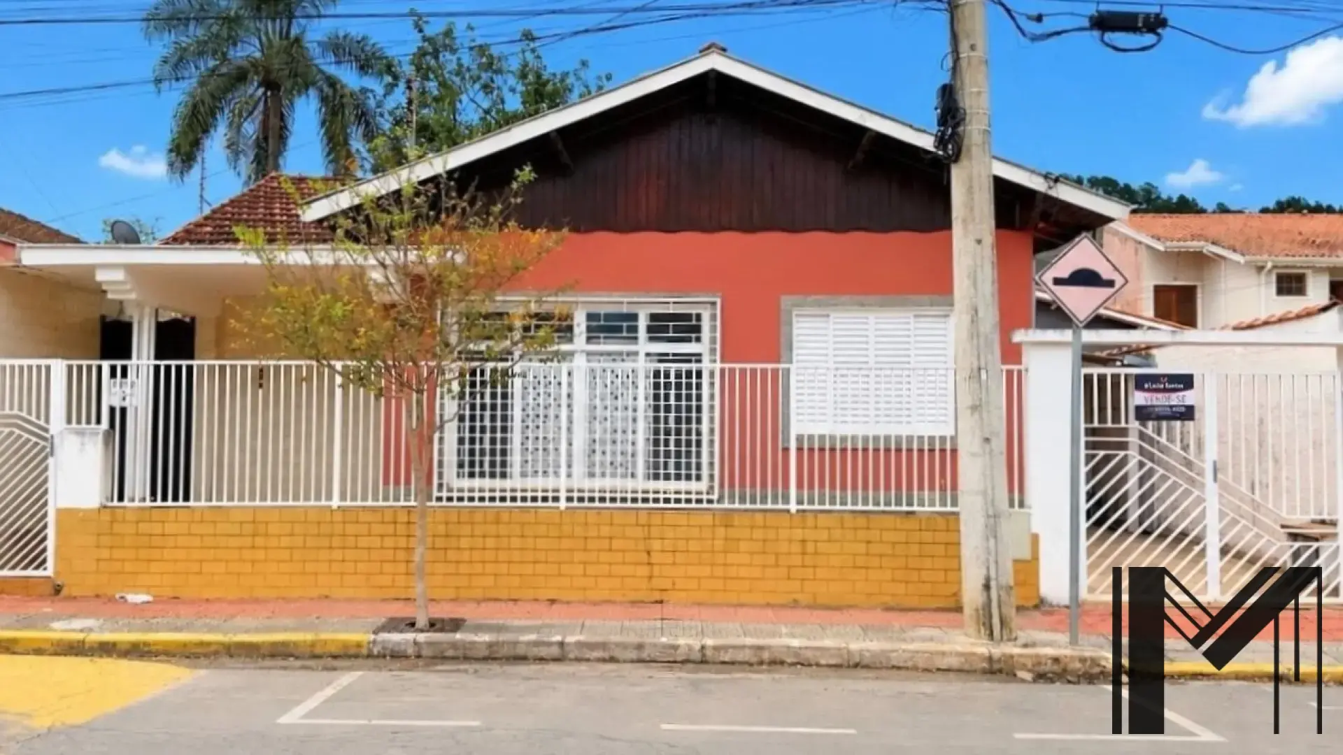 Casa à venda no Centro de São Bento do Sapucai/SP