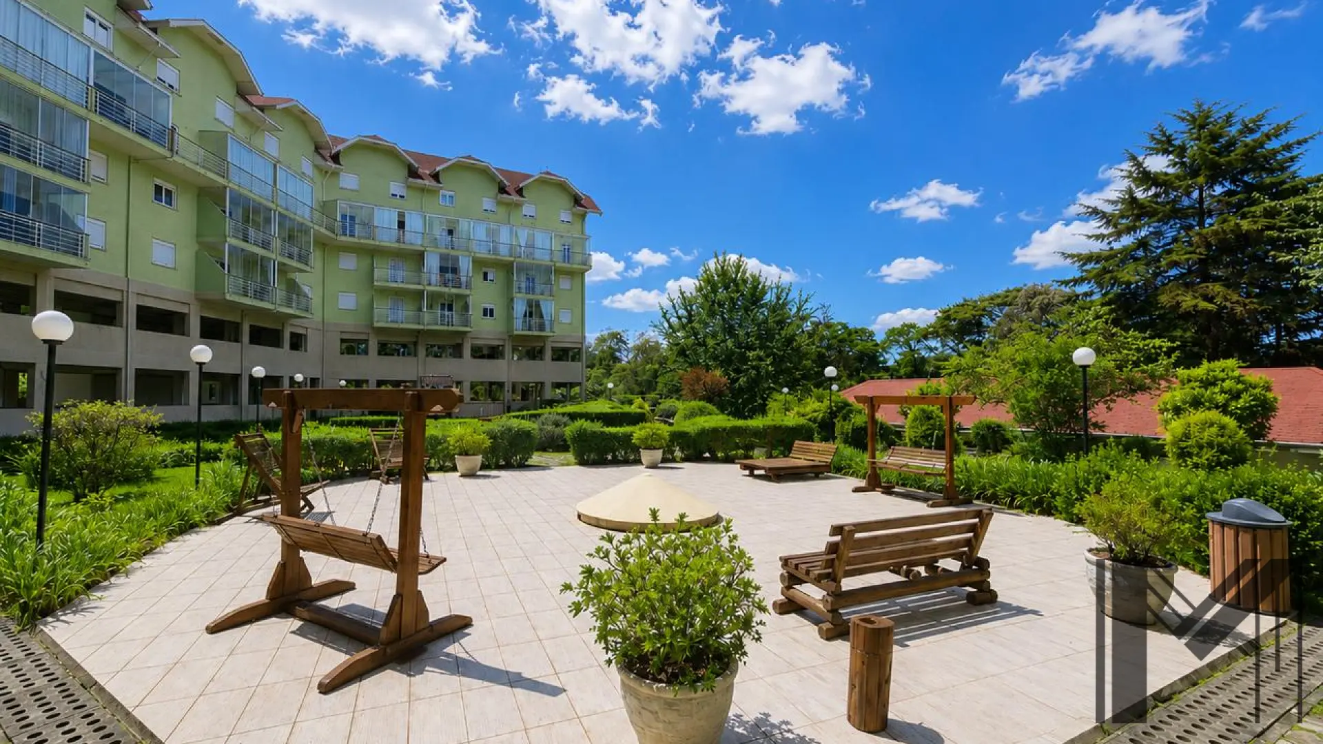 Apartamento Duplex em Localização Privilegiada de Campos do Jordão