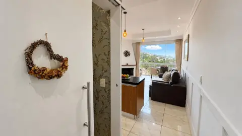 Apartamento Duplex em Localização Privilegiada de Campos do Jordão