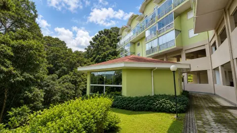 Apartamento Duplex em Localização Privilegiada de Campos do Jordão