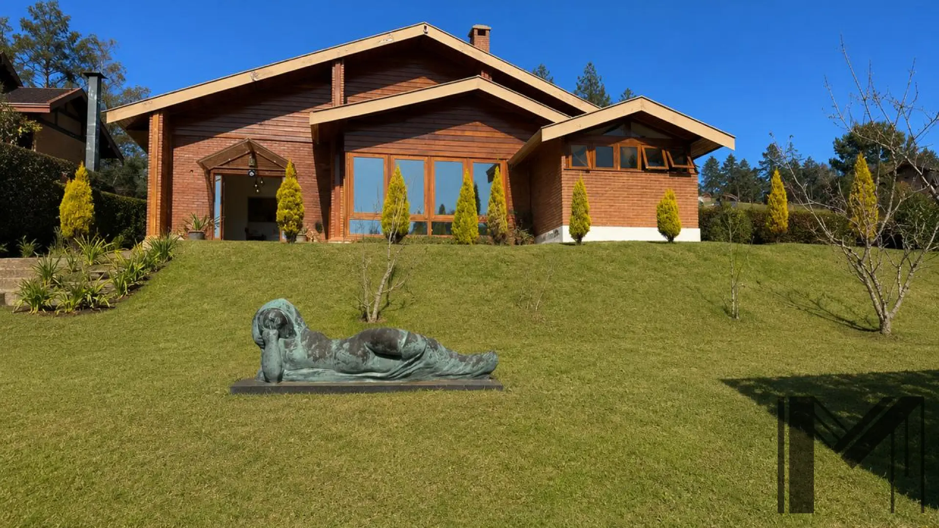 Casa com 3 suítes
