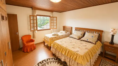 Elegância, conforto e versatilidade  em uma charmosa residência em Campos do Jordão