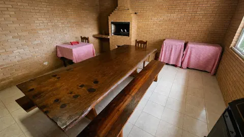 Elegância, conforto e versatilidade  em uma charmosa residência em Campos do Jordão