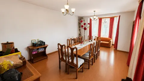 Elegância, conforto e versatilidade  em uma charmosa residência em Campos do Jordão