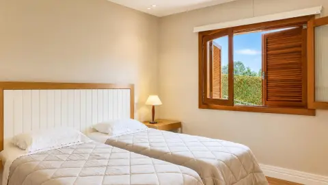 Elegância, Conforto e Localização Privilegiada em Campos do Jordão