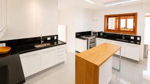 Elegância, Conforto e Localização Privilegiada em Campos do Jordão