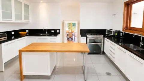 Elegância, Conforto e Localização Privilegiada em Campos do Jordão