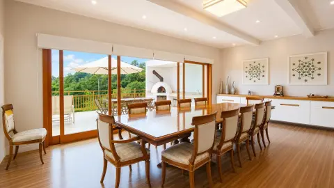 Elegância, Conforto e Localização Privilegiada em Campos do Jordão