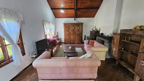 Casa à venda no Alto do Capivai