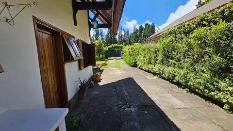 Casa à venda no Alto do Capivai