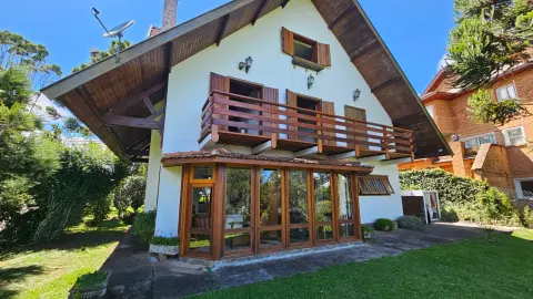 Casa à venda no Alto do Capivai