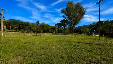 Lote à venda - Serranos